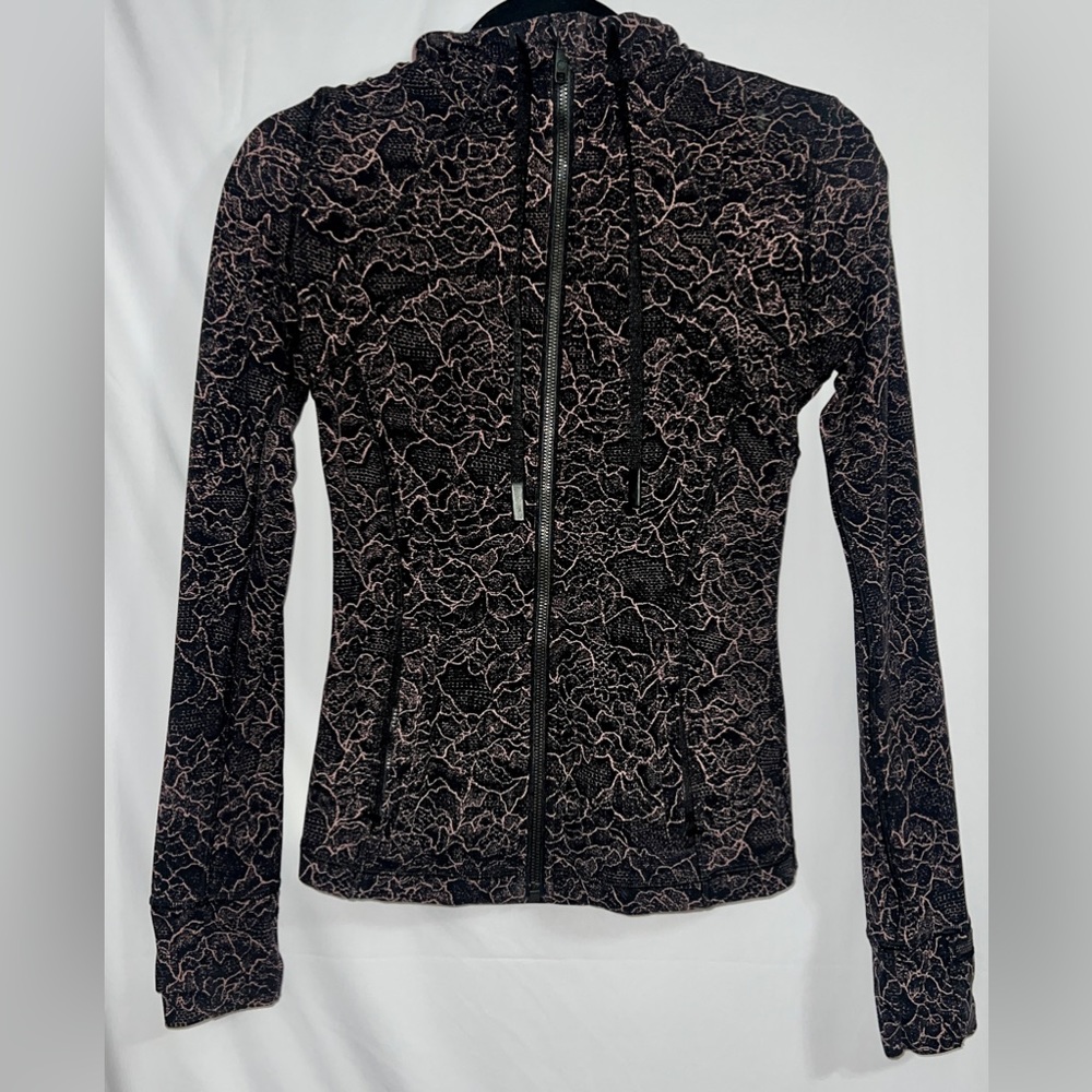 Lululemon Define hooded jacket